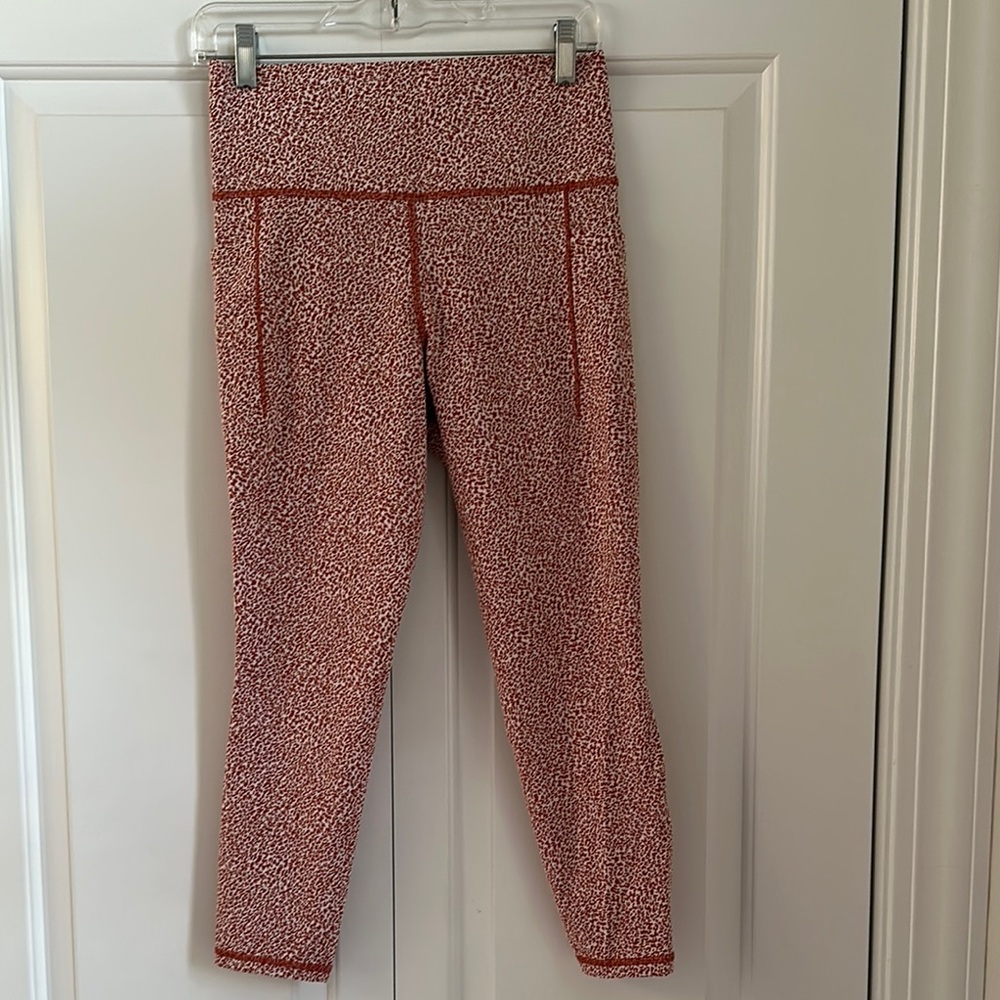 Athleta Burnt Orange Patterned Women's Crop Leggings Size M